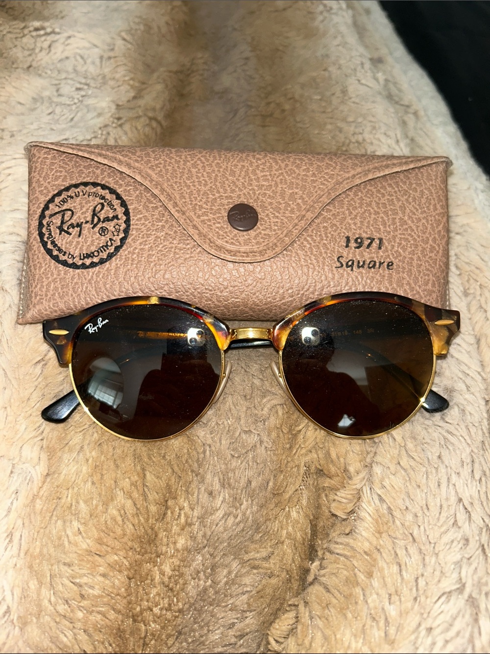 Ray-Ban Tortoise & Brown Round-Top Clubmaster Sunglasses gold trim